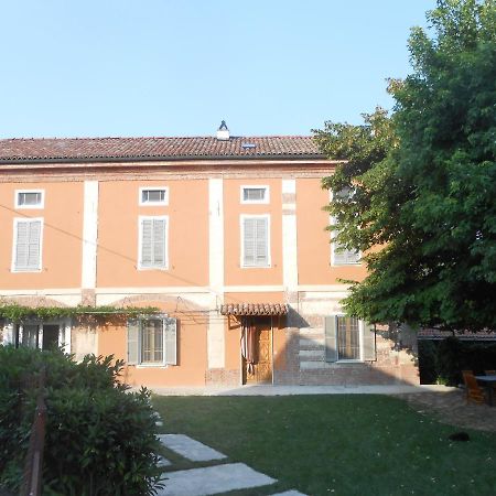 Agriturismo Azienda Agricola Mombisaggio Tortona Exterior foto